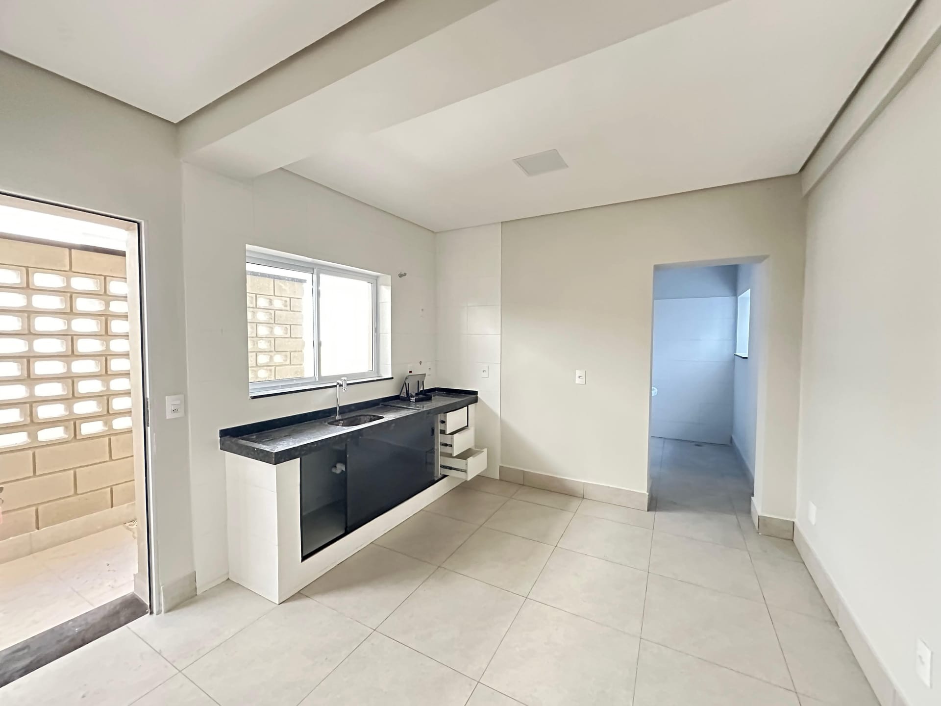 Apartamento, 1 quarto, 30 m² - Foto 1