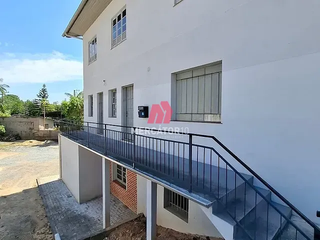 Apartamento 3 quartos e 1 banheiro, para alugar, no bairro Velha em Blumenau