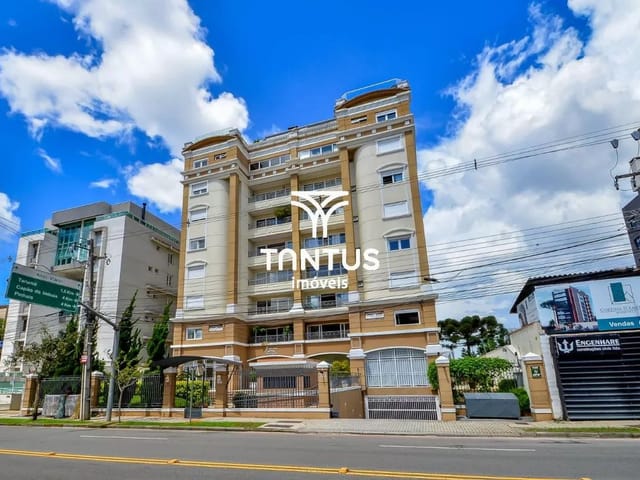 Apartamento 3 quartos e 4 banheiros, à venda, no bairro Alto da Rua XV em Curitiba