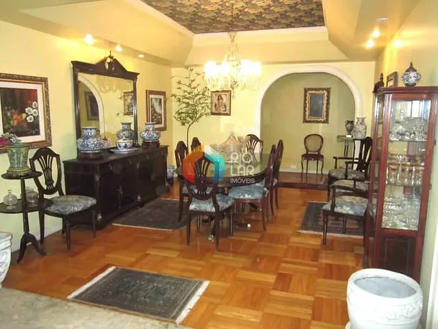 Apartamento com 328m² 4 quartos e 2 banheiros, à venda, no bairro Copacabana em Rio de Janeiro