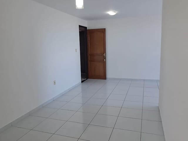 Apartamento com 87m² 3 quartos e 2 banheiros, à venda, no bairro Miramar em João Pessoa