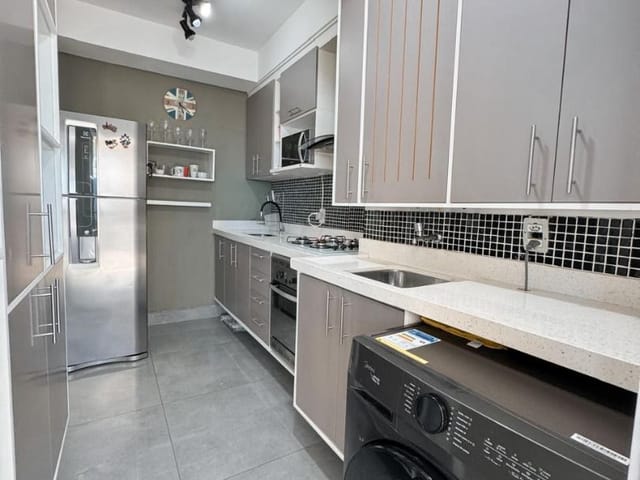 Apartamento com 62m² 2 quartos e 2 banheiros, à venda, no bairro Glória em Macaé