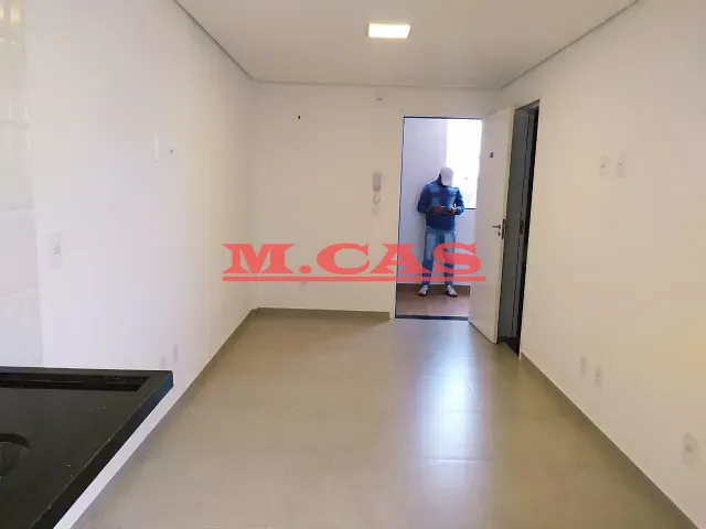 Apartamento 1 quarto e 1 banheiro, para alugar, no bairro Vila Invernada em São Paulo