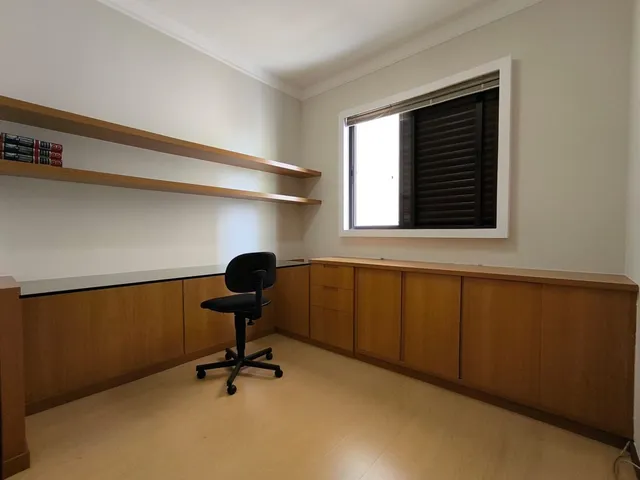 Apartamento com 167m² 3 quartos e 2 banheiros, à venda, no bairro Judith em Londrina