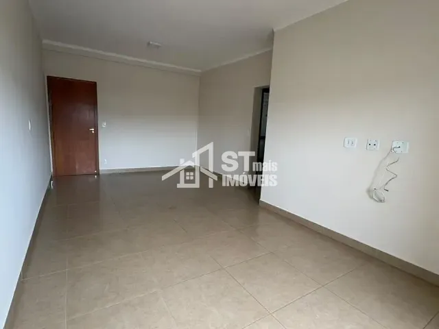 Apartamento com 85m² 3 quartos e 2 banheiros, para alugar, no bairro Jardim Nova Andradas em Andradas