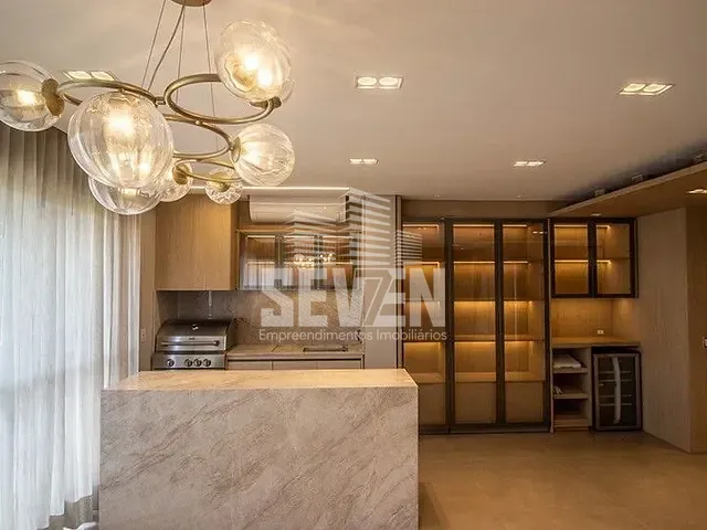 Apartamento com 159m² 3 quartos e 5 banheiros, à venda, no bairro Vila Aviação em Bauru