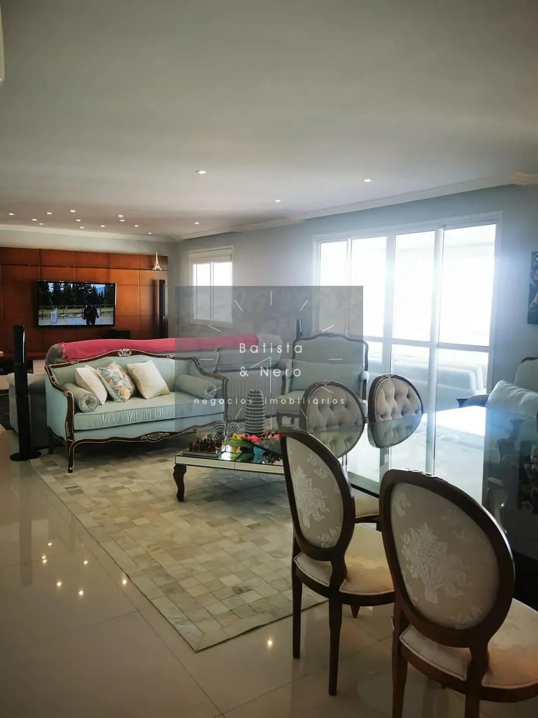 Apartamento, 4 quartos, 223 m² - Foto 1