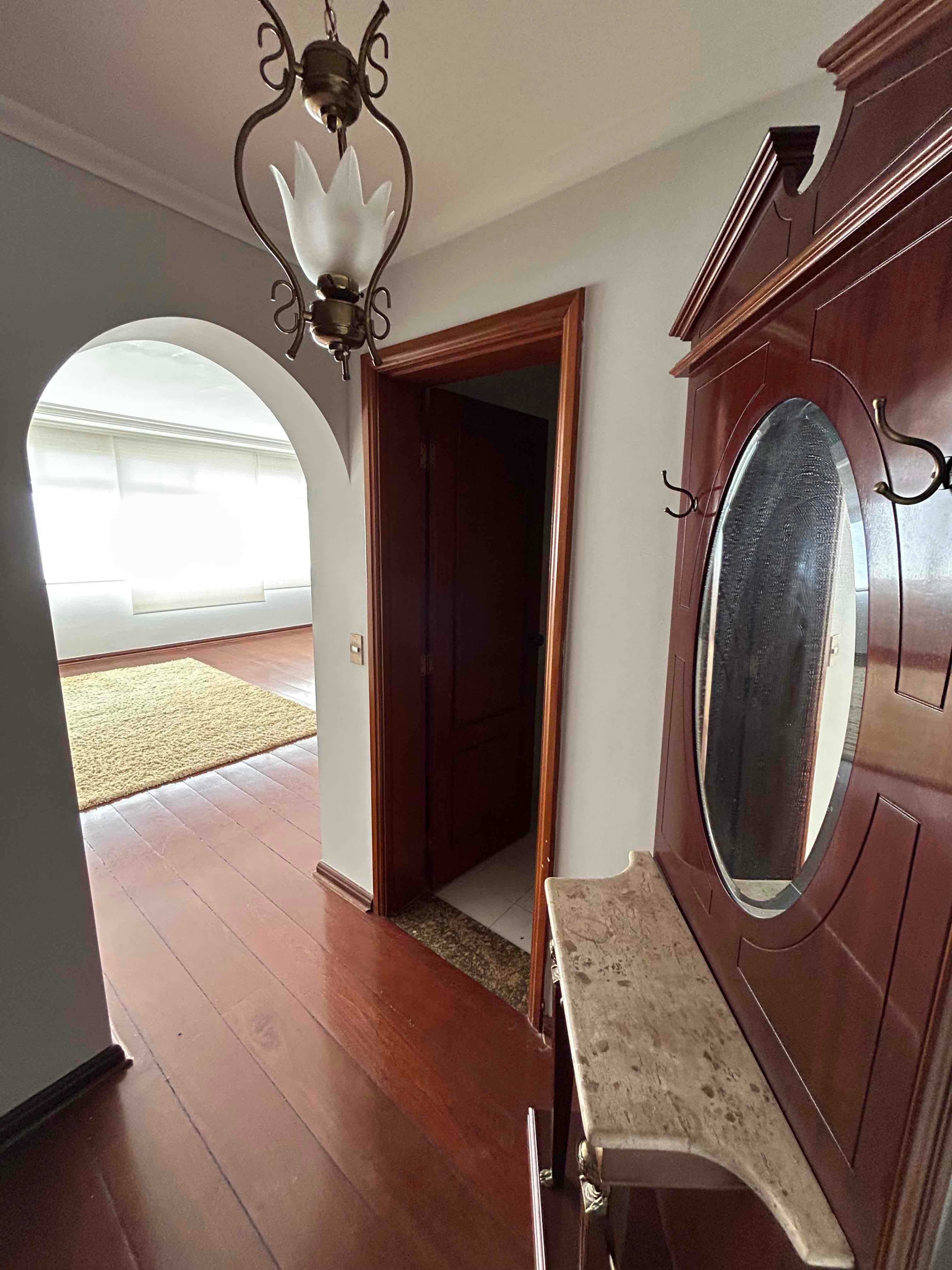 Apartamento à venda com 4 quartos, 266m² - Foto 3
