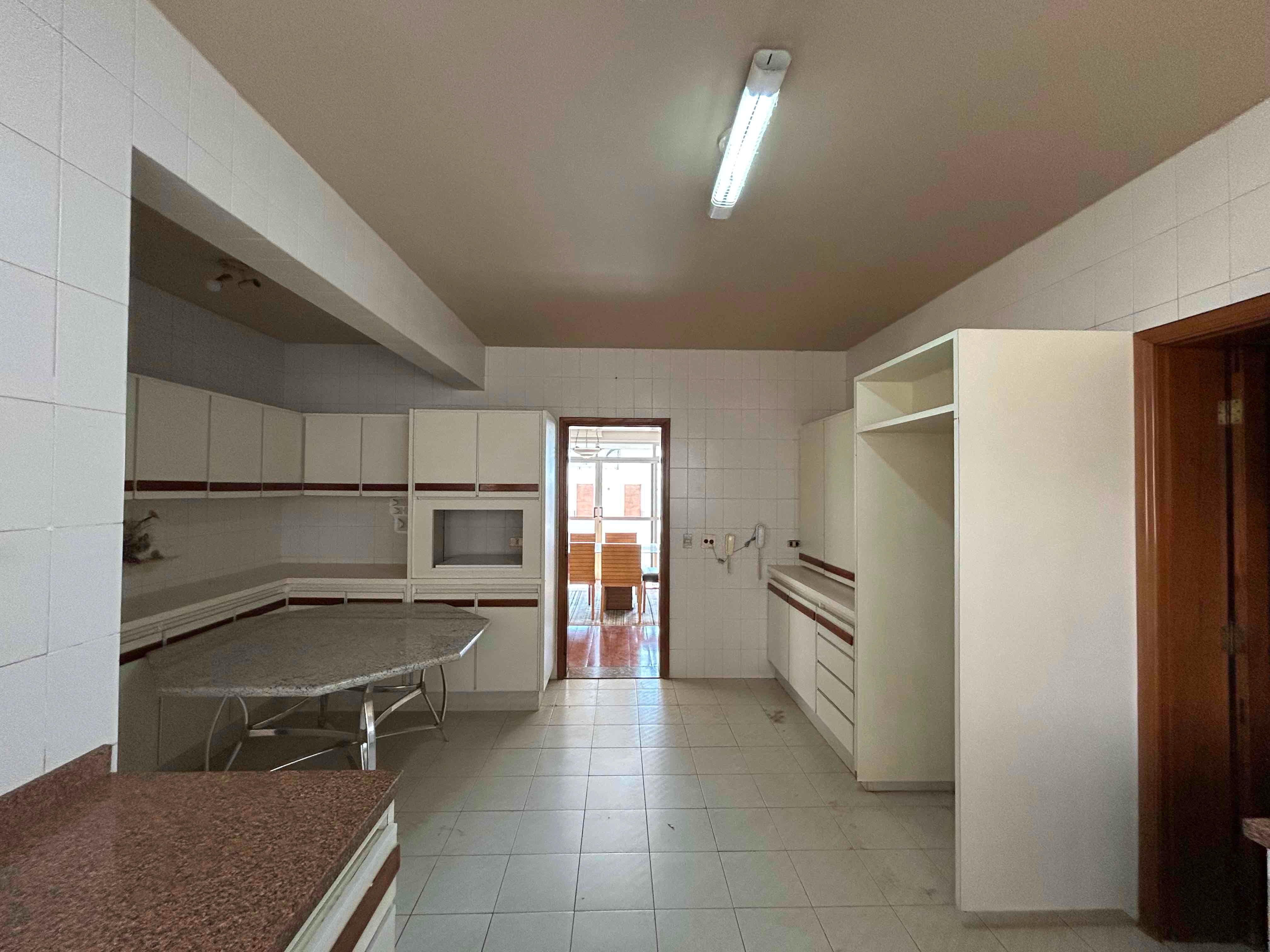 Apartamento à venda com 4 quartos, 266m² - Foto 20