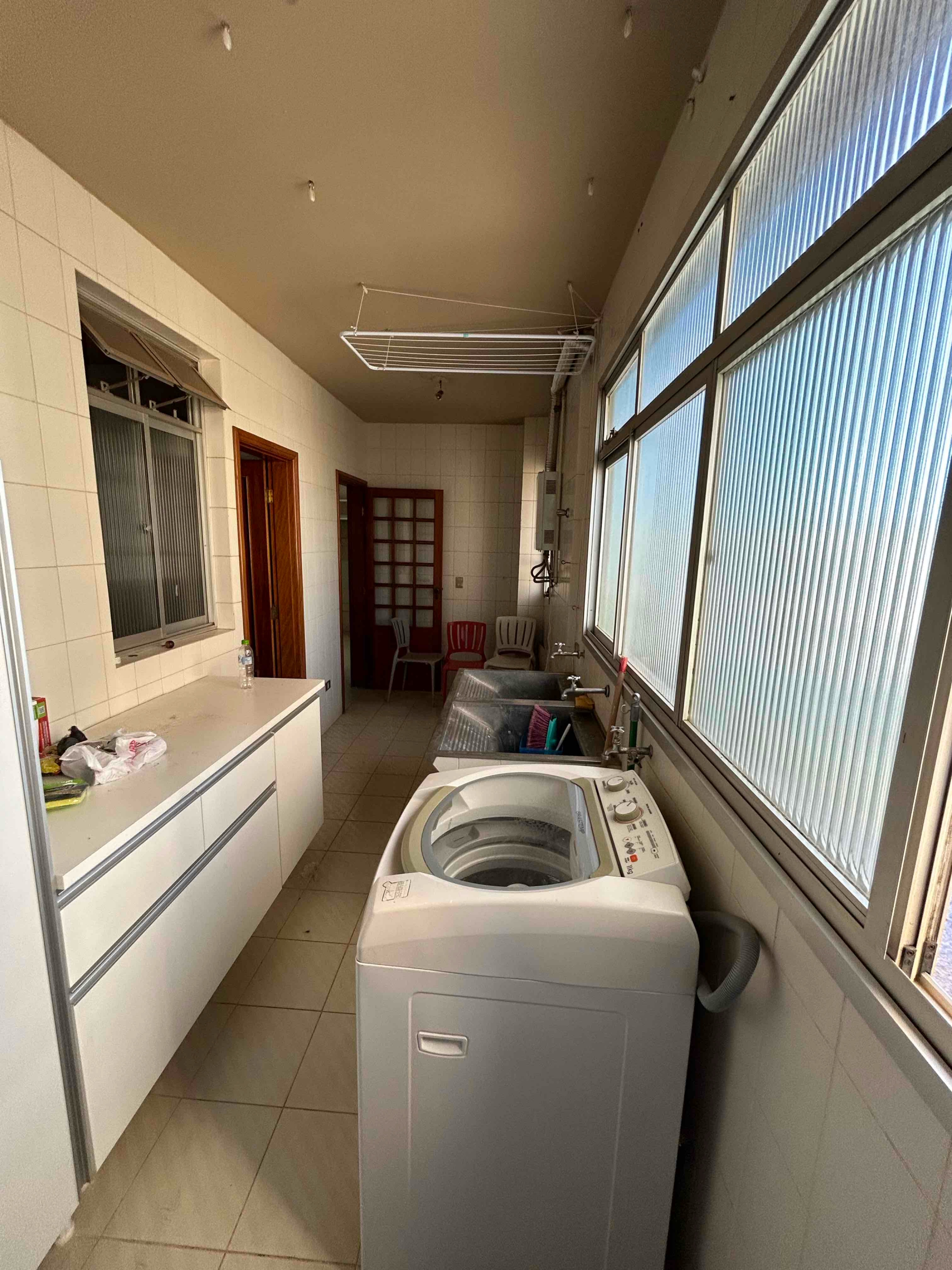 Apartamento à venda com 4 quartos, 266m² - Foto 25