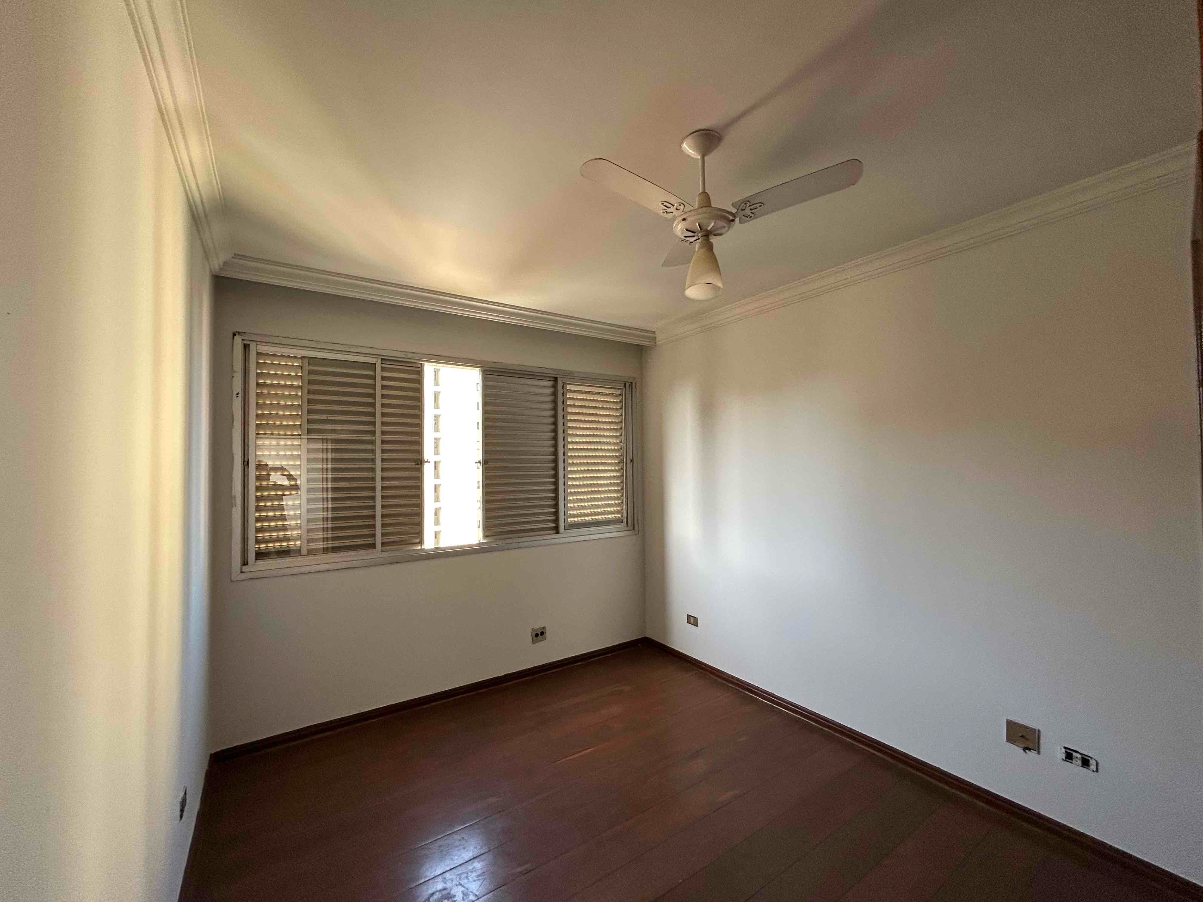 Apartamento à venda com 4 quartos, 266m² - Foto 29