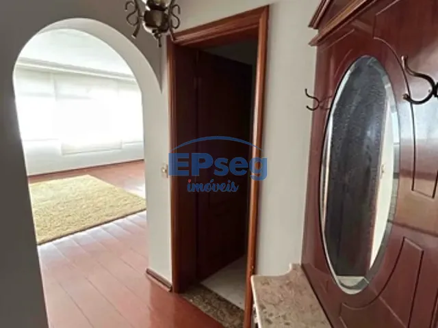 Apartamento com 369m² 4 quartos e 6 banheiros, à venda, no bairro Centro em Londrina