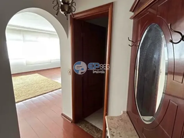 Apartamento com 369m² 4 quartos e 6 banheiros, à venda, no bairro Centro em Londrina