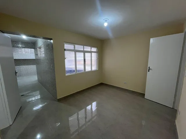 Apartamento 1 quarto e 1 banheiro, para alugar, no bairro Vila Bandeirantes em São Paulo