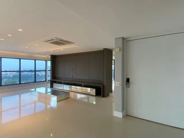 Apartamento com 433m² 4 quartos e 6 banheiros, à venda, no bairro Gleba Palhano em Londrina
