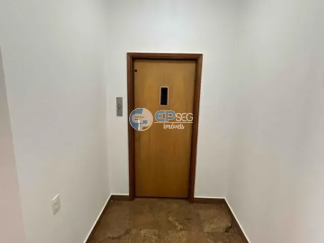 Apartamento com 568m² 4 quartos e 6 banheiros, para alugar, no bairro Centro em Londrina