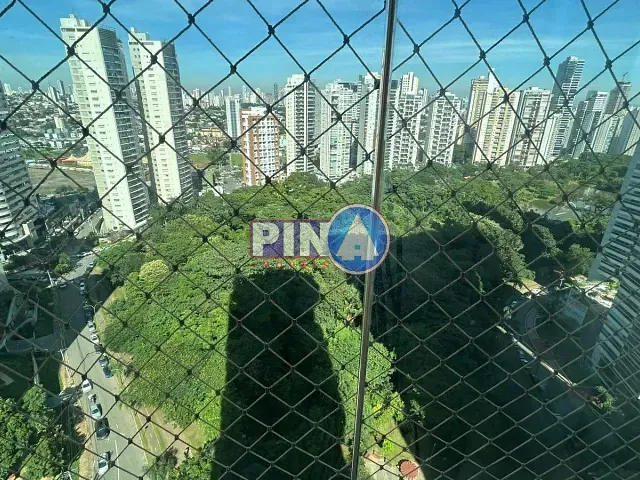 Apartamento com 345m² 4 quartos e 5 banheiros, à venda, no bairro Jardim Goiás em Goiânia