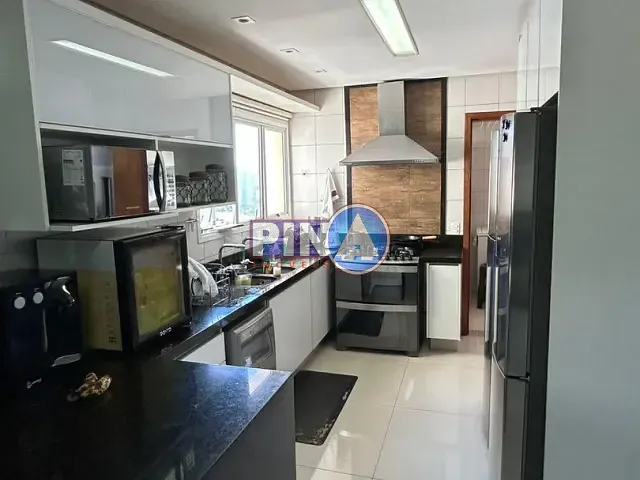 Apartamento com 345m² 4 quartos e 5 banheiros, à venda, no bairro Jardim Goiás em Goiânia