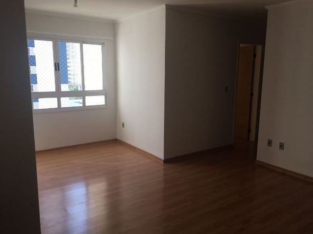 Foto do Apartamento - Apartamento com 3 dormitórios, 75 m² - venda por R$ 405.000,00 ou aluguel por R$ 2.300,00/mês - Jardim das Colinas - São José dos Campos/SP | RUSSI IMÓVEIS