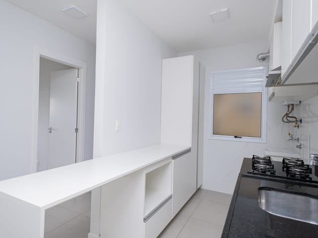 Apartamento com 62m² 2 quartos e 1 banheiro, à venda ou para alugar, no bairro Areal em Pelotas