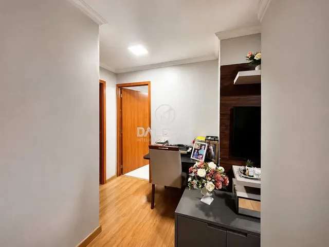 Apartamento 2 quartos e 1 banheiro, à venda, no bairro Riacho Fundo II em Brasília