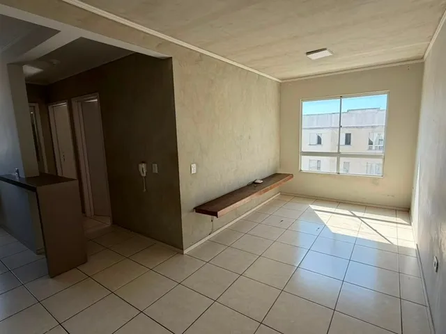 Apartamento 2 quartos e 1 banheiro, para alugar, no bairro Chácara Manella em Cambé