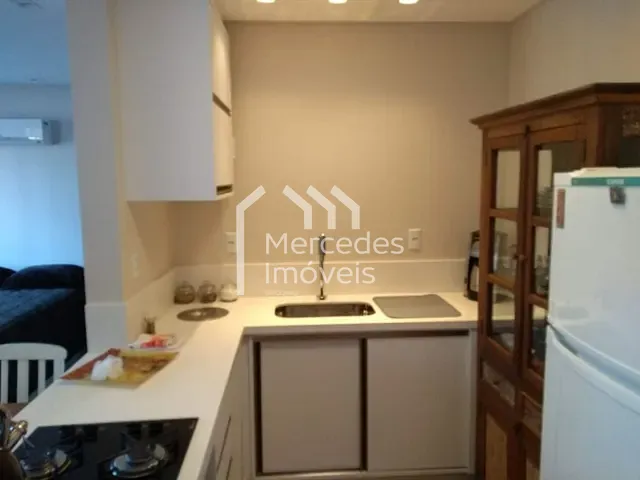 Apartamento com 45m² 1 quarto e 1 banheiro, à venda, no bairro Centro em Balneário Camboriú