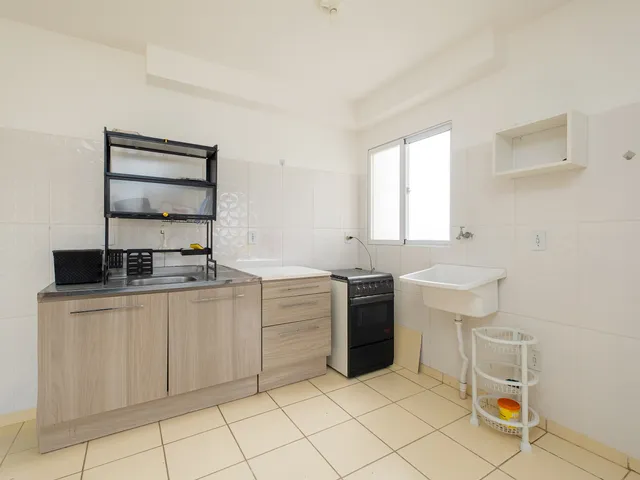 Apartamento com 57m² 2 quartos e 1 banheiro, para alugar, no bairro Areal em Pelotas