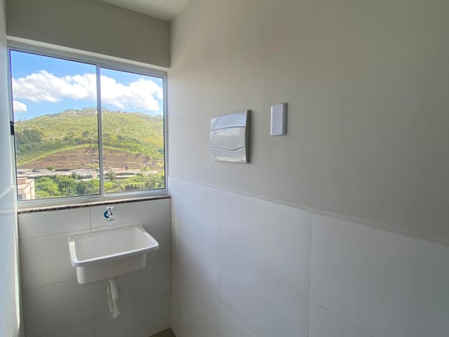 Apartamento com 89m² 2 quartos e 1 banheiro, para alugar, no bairro Residencial Summer Ville em Poços de Caldas