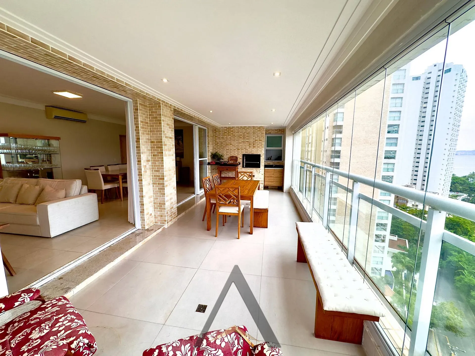 Apartamento, 4 quartos, 158 m² - Foto 2