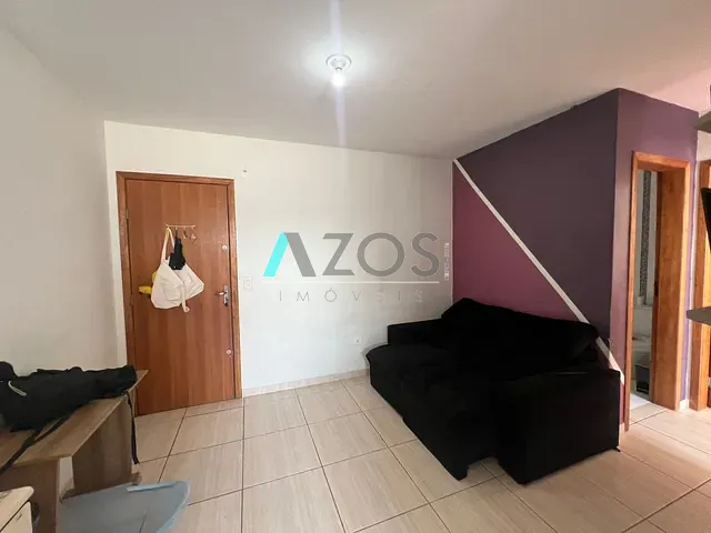 Apartamento com 51m² 2 quartos e 1 banheiro, à venda, no bairro Maracanã em Colombo