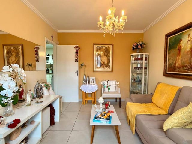 Apartamento 4 quartos e 2 banheiros, à venda, no bairro Retiro em Lavras