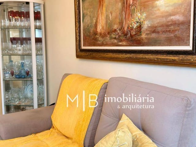 Apartamento 4 quartos e 2 banheiros, à venda, no bairro Retiro em Lavras