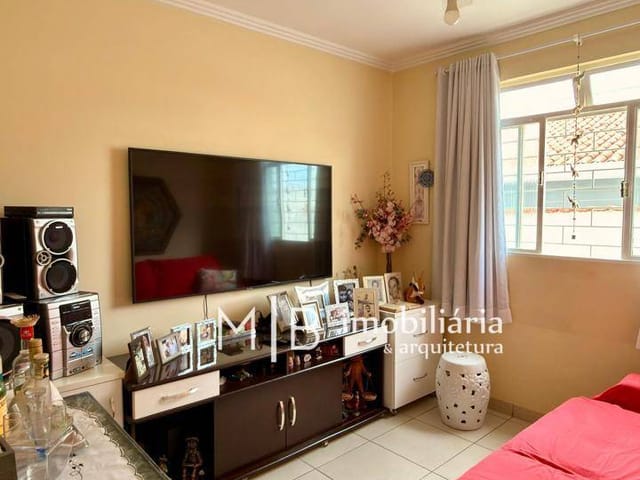 Apartamento 4 quartos e 2 banheiros, à venda, no bairro Retiro em Lavras
