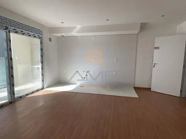 Apartamento 3 quartos e 2 banheiros, para alugar, no bairro Três Vendas em Pelotas