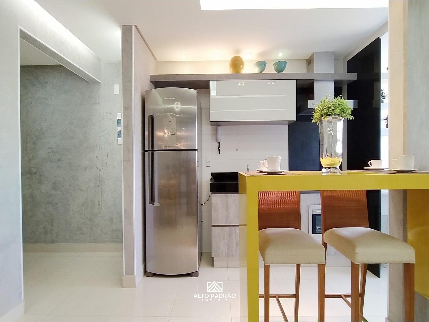 Apartamento à venda com 2 quartos, 60m² - Foto 10