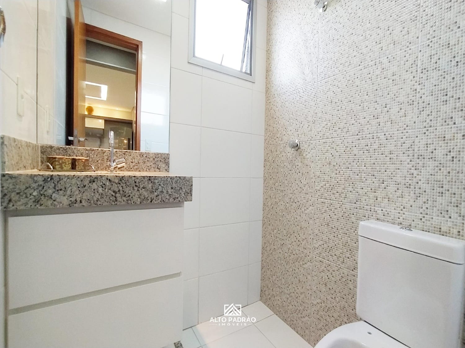 Apartamento à venda com 2 quartos, 60m² - Foto 15