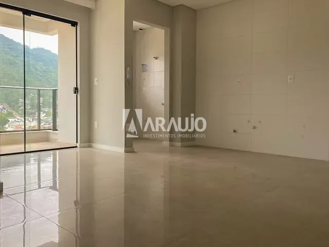 Apartamento 2 quartos e 2 banheiros, à venda, no bairro Fazenda em Itajaí