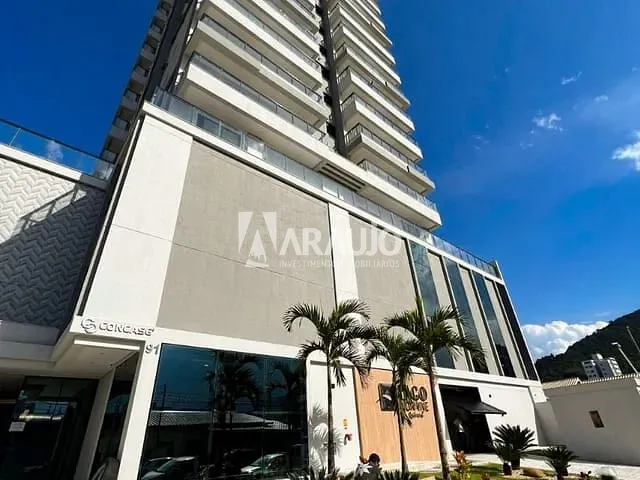 Apartamento 2 quartos e 2 banheiros, à venda, no bairro Fazenda em Itajaí