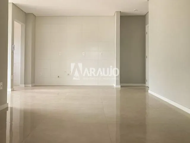 Apartamento 2 quartos e 2 banheiros, à venda, no bairro Fazenda em Itajaí