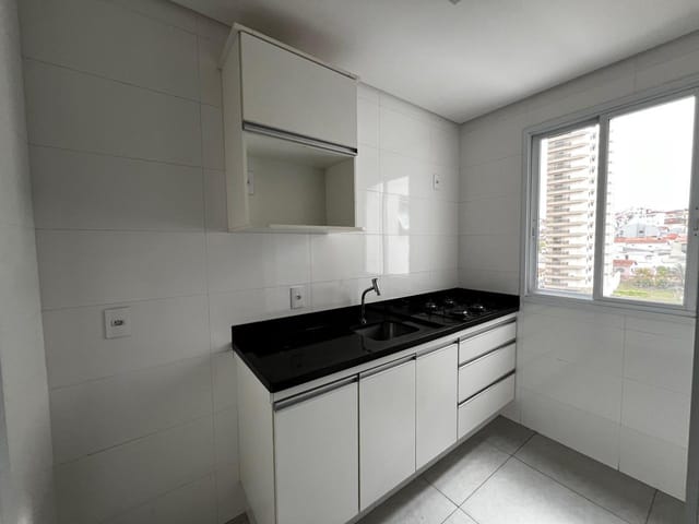 Apartamento 1 quarto e 1 banheiro, para alugar, no bairro Centro em Pouso Alegre