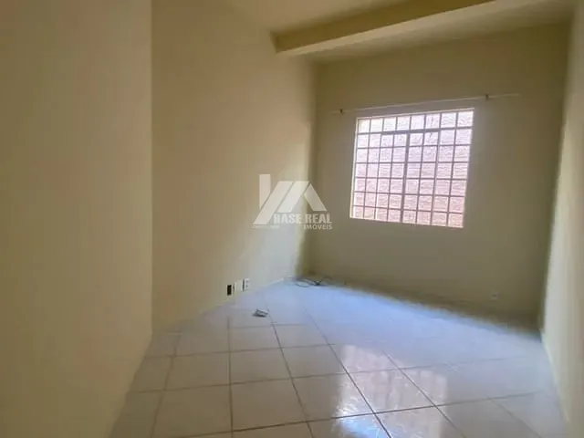 Apartamento 2 quartos e 1 banheiro, para alugar, no bairro Batel em Guarapuava