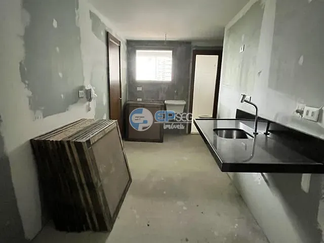 Apartamento 4 quartos e 4 banheiros, à venda, no bairro Horto Florestal em Salvador