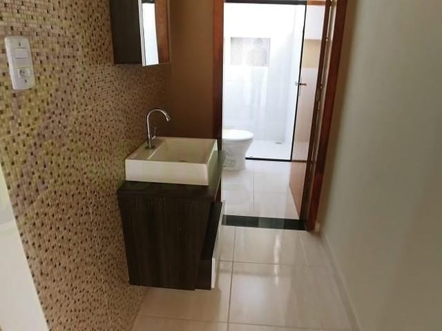 Apartamento 2 quartos e 1 banheiro, para alugar, no bairro Centro em Extrema