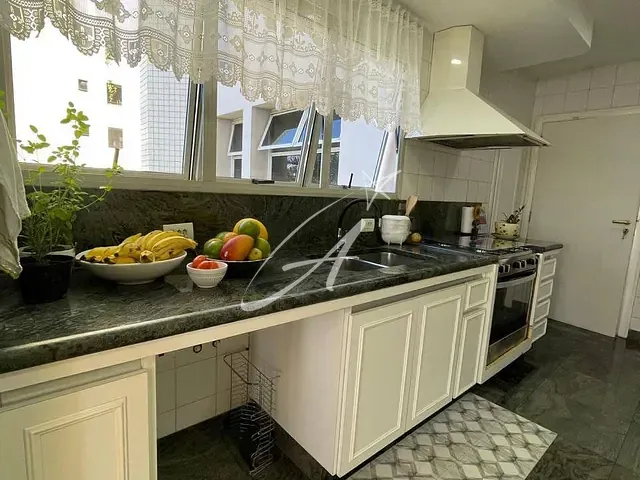 Apartamento 4 quartos e 3 banheiros, à venda ou para alugar, no bairro Jardim Avelino em São Paulo