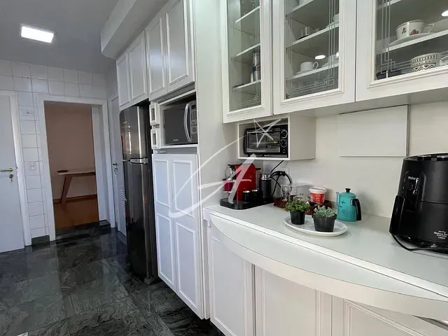 Apartamento 4 quartos e 3 banheiros, à venda ou para alugar, no bairro Jardim Avelino em São Paulo