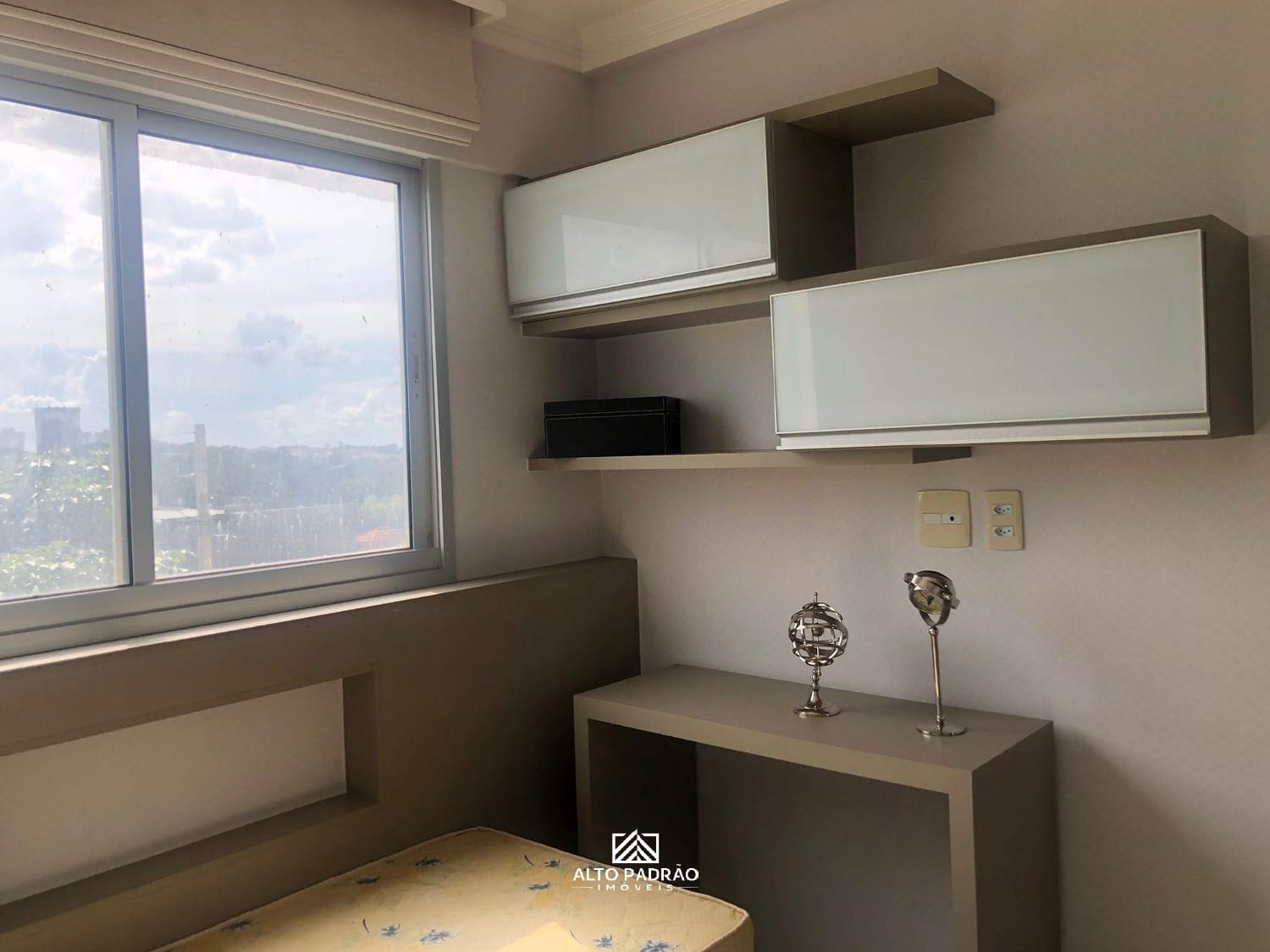 Apartamento à venda com 2 quartos, 57m² - Foto 10