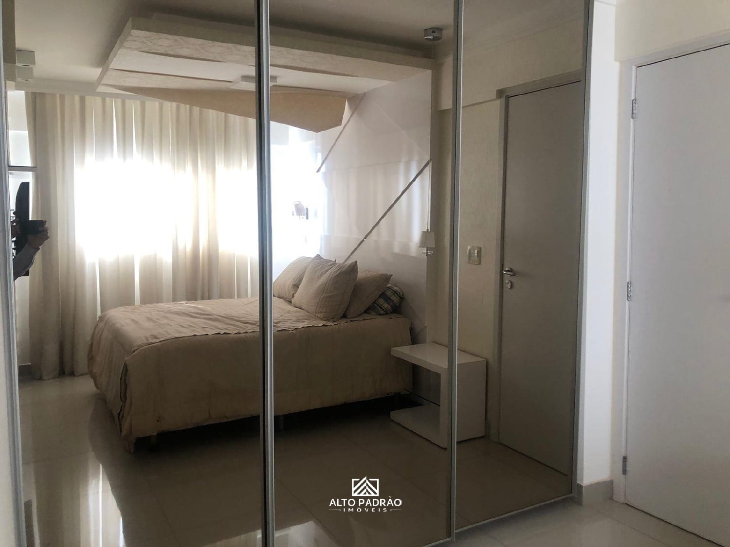 Apartamento à venda com 2 quartos, 57m² - Foto 13