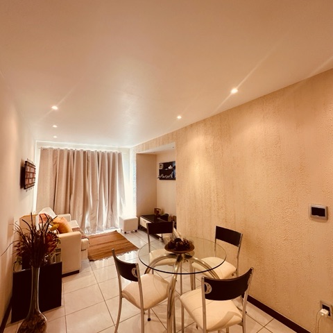 Apartamento 2 quartos e 2 banheiros, à venda, no bairro Vila Nova em Cabo Frio