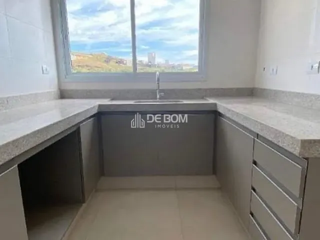 Apartamento 2 quartos e 1 banheiro, à venda, no bairro Jardim Country Club em Poços de Caldas